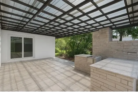 570 SE 2nd Avenue Pompano Beach FL 33060