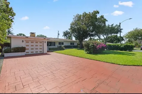 570 SE 2nd Avenue Pompano Beach FL 33060