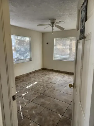 1102 James Road Lake Worth FL 33462