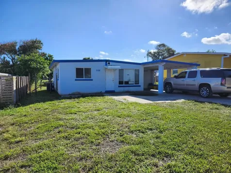 1102 James Road Lake Worth FL 33462