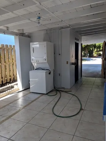 1102 James Road Lake Worth FL 33462