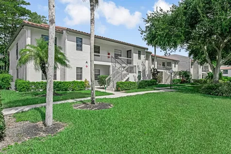 21362 Juego Circle Boca Raton FL 33433