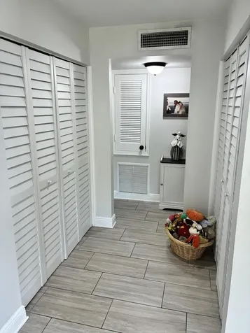 3181 NW 66th Fort Lauderdale FL 33309