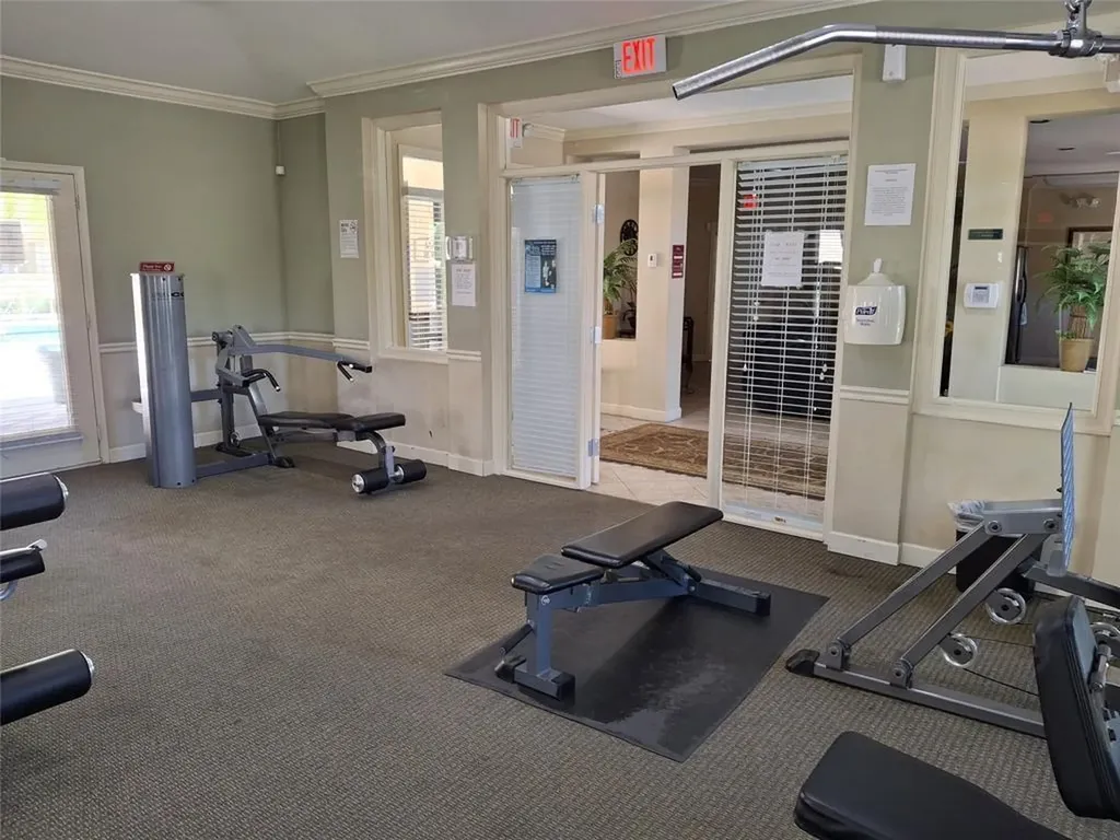 899 W Riverside Drive Coral Springs FL 33071