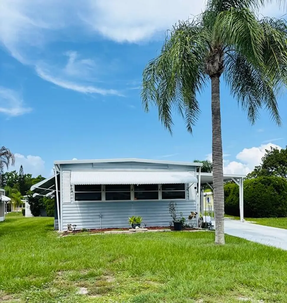 7 Valparaiso Port St Lucie FL 34952