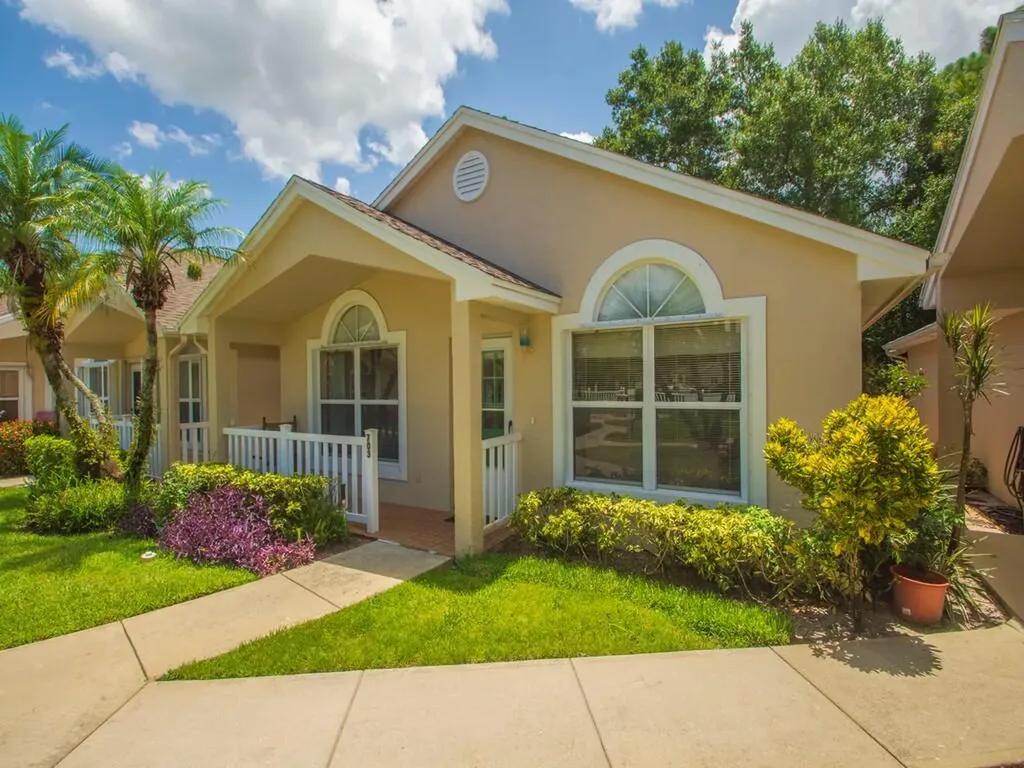 703 NW San Remo Circle Port St Lucie FL 34986