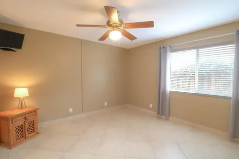 73 Pine Hill Trail W Jupiter FL 33469