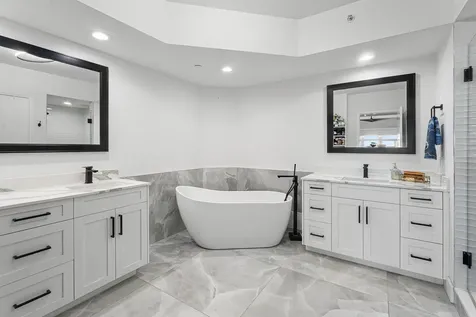 2640 Lake Shore Drive Riviera Beach FL 33404