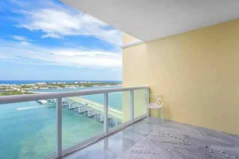 2640 Lake Shore Drive Riviera Beach FL 33404