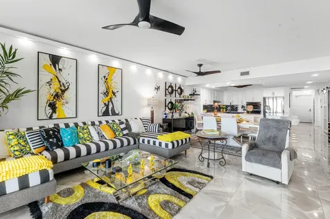 2640 Lake Shore Drive Riviera Beach FL 33404