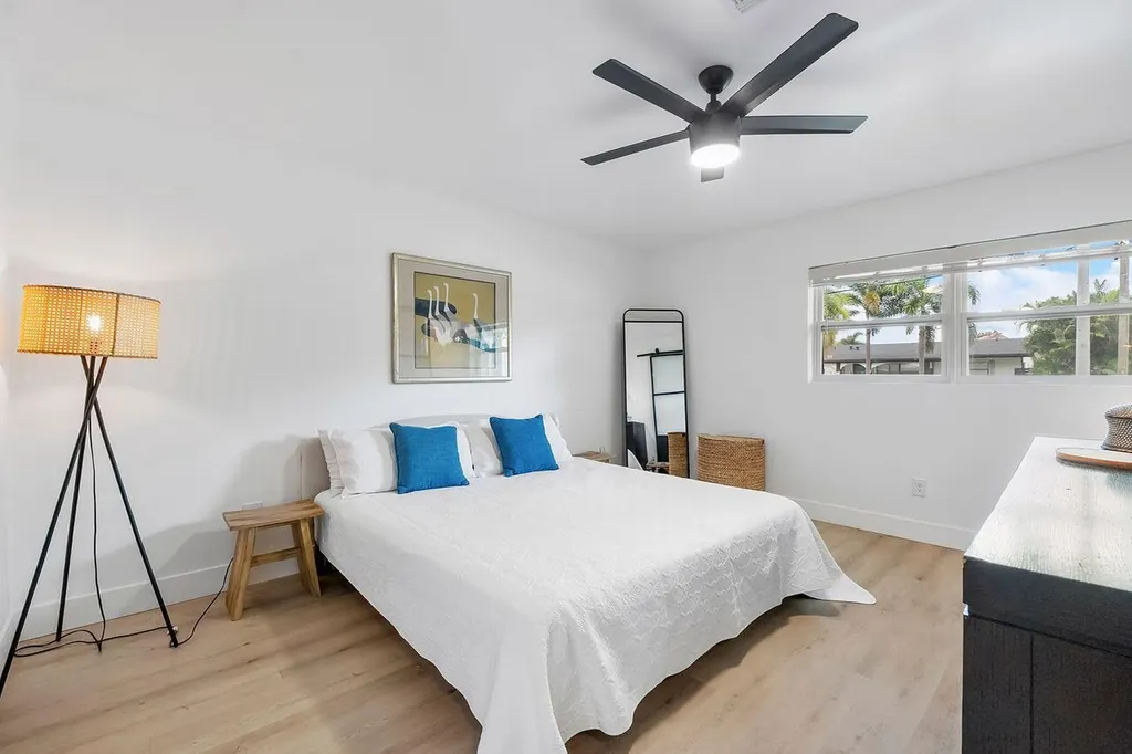 701 SE 5th Court Pompano Beach FL 33060