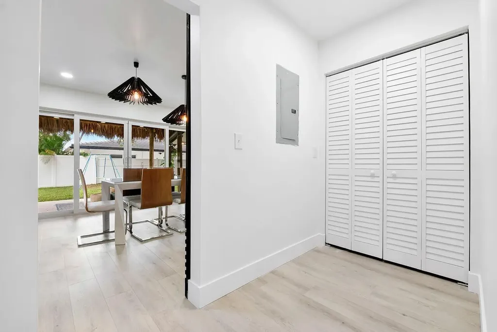 701 SE 5th Court Pompano Beach FL 33060