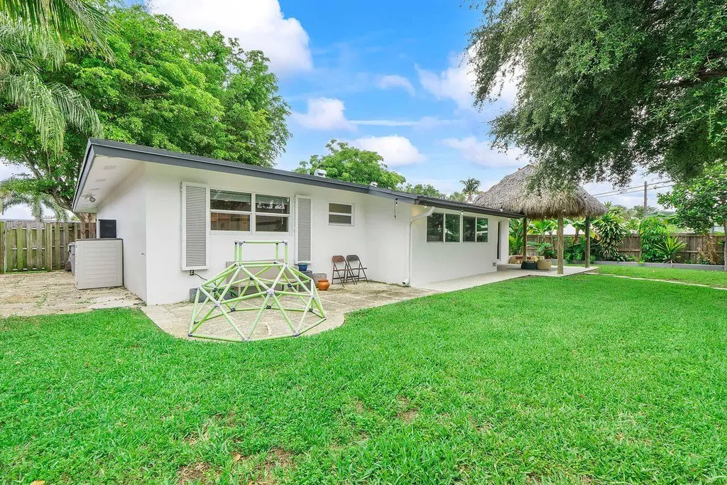 701 SE 5th Court Pompano Beach FL 33060