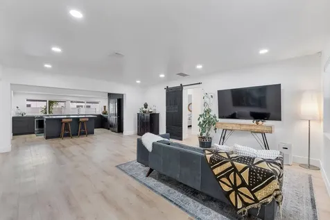 701 SE 5th Court Pompano Beach FL 33060