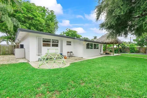 701 SE 5th Court Pompano Beach FL 33060