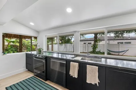 701 SE 5th Court Pompano Beach FL 33060