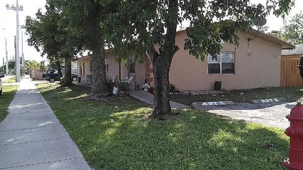 2400 NW 21st Street Fort Lauderdale FL 33311