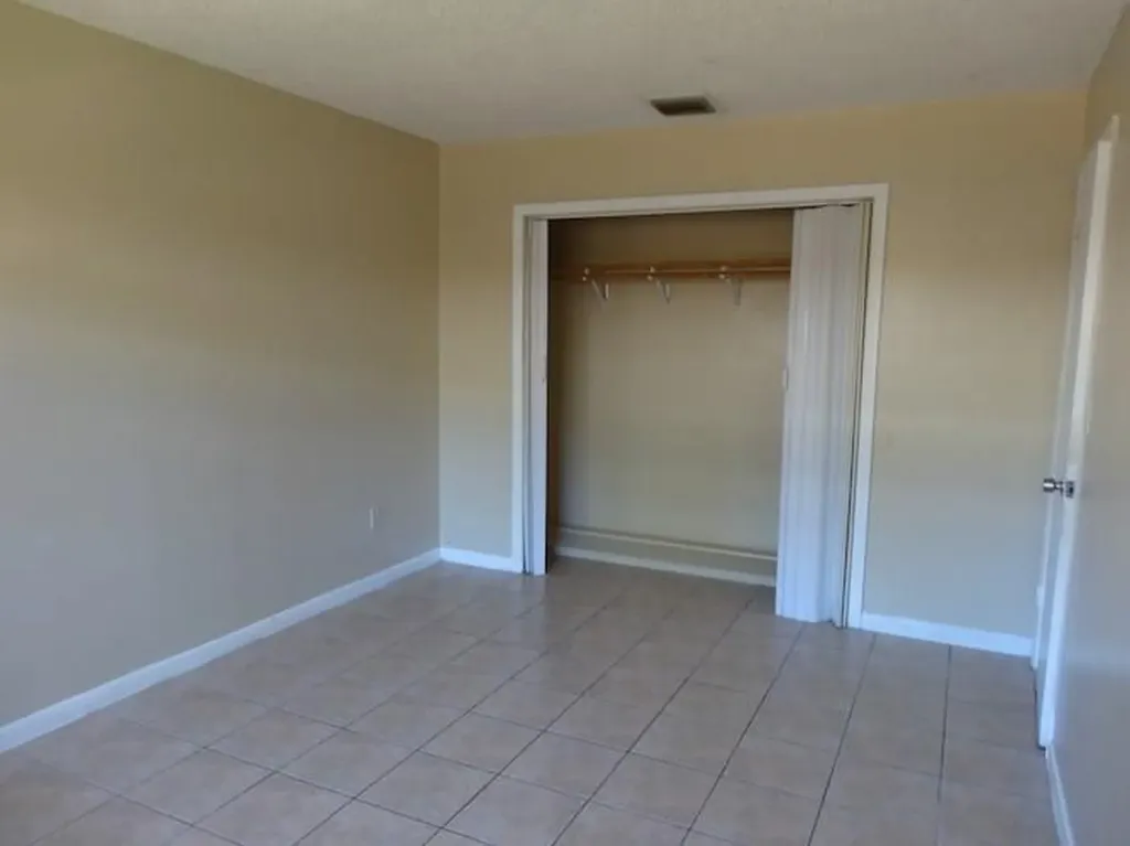 2400 NW 21st Street Fort Lauderdale FL 33311