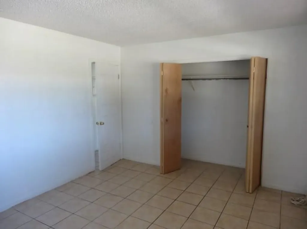 2400 NW 21st Street Fort Lauderdale FL 33311