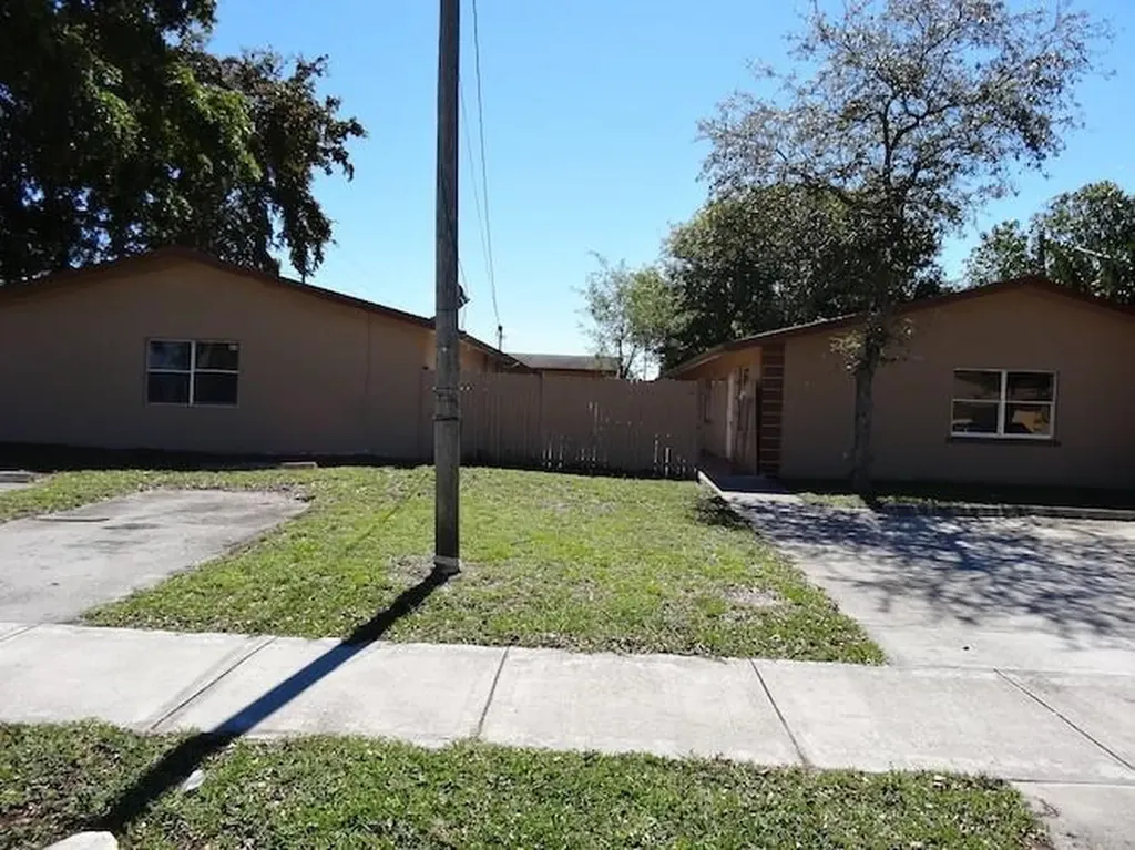 2400 NW 21st Street Fort Lauderdale FL 33311