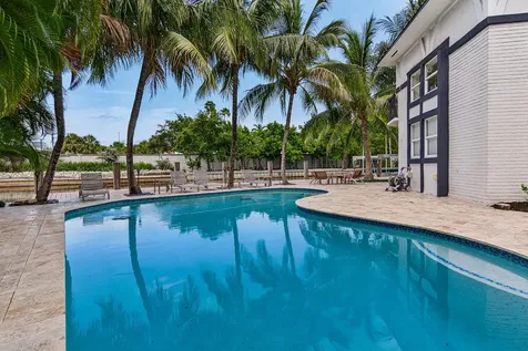 2056 NE 21st Court Wilton Manors FL 33305