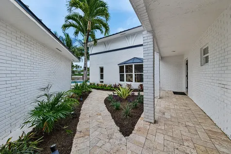 2056 NE 21st Court Wilton Manors FL 33305