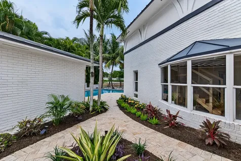 2056 NE 21st Court Wilton Manors FL 33305
