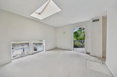 2056 NE 21st Court Wilton Manors FL 33305