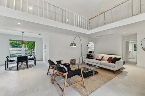 2056 NE 21st Court Wilton Manors FL 33305