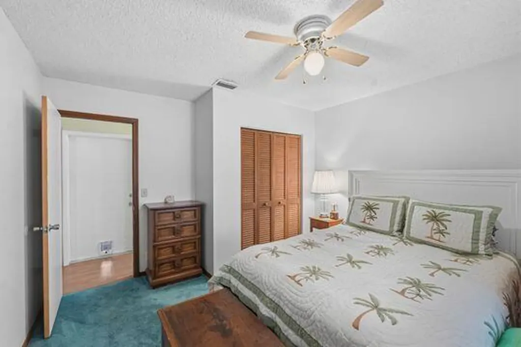 397 La Mancha Avenue Royal Palm Beach FL 33411