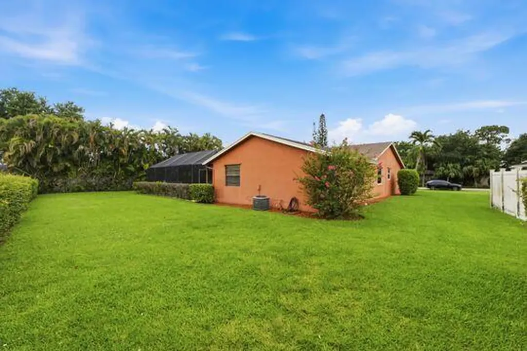 397 La Mancha Avenue Royal Palm Beach FL 33411