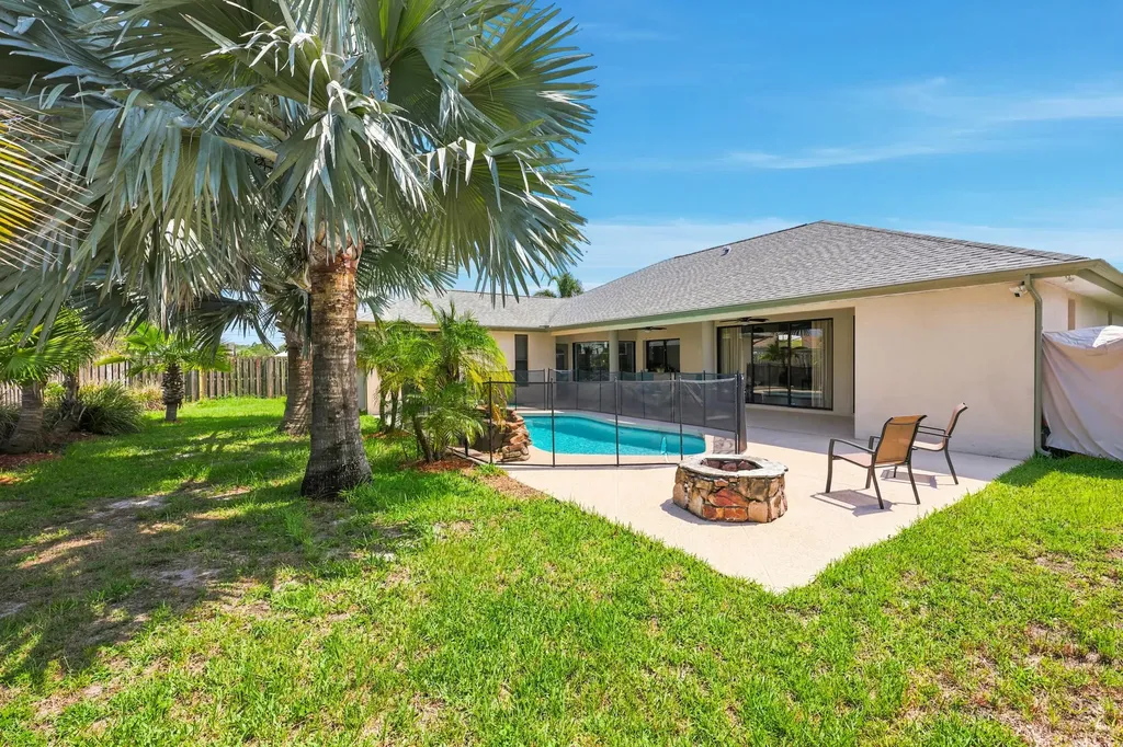3881 SW Janiga Street Port St Lucie FL 34953