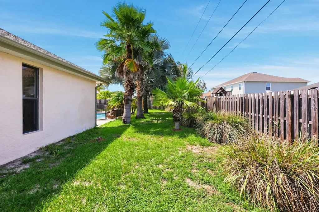 3881 SW Janiga Street Port St Lucie FL 34953
