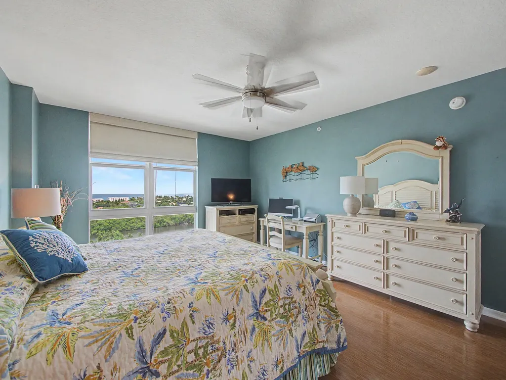 625 Casa Loma Boulevard Boynton Beach FL 33435