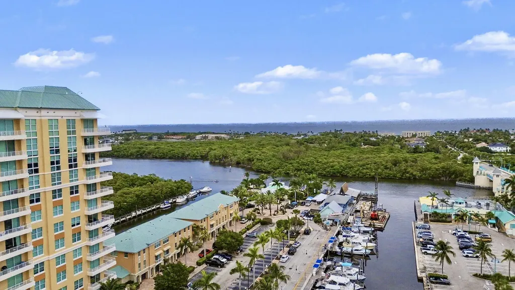 625 Casa Loma Boulevard Boynton Beach FL 33435