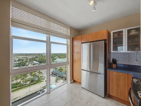 625 Casa Loma Boulevard Boynton Beach FL 33435
