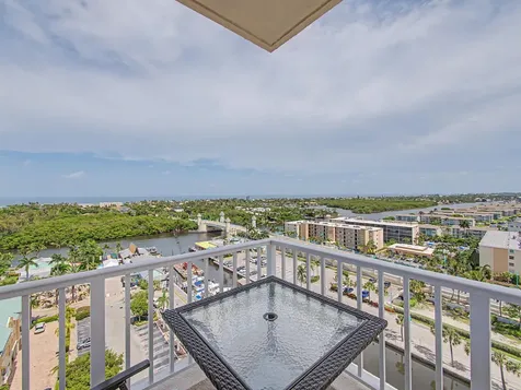 625 Casa Loma Boulevard Boynton Beach FL 33435