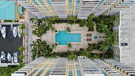 625 Casa Loma Boulevard Boynton Beach FL 33435