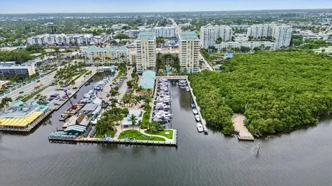 625 Casa Loma Boulevard Boynton Beach FL 33435