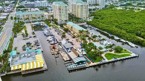 625 Casa Loma Boulevard Boynton Beach FL 33435