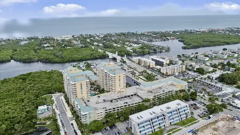 625 Casa Loma Boulevard Boynton Beach FL 33435
