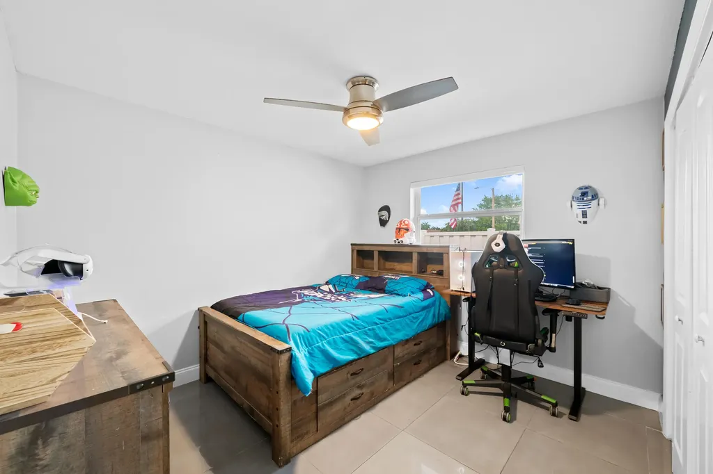 8552 Shadow Wood Boulevard Coral Springs FL 33071