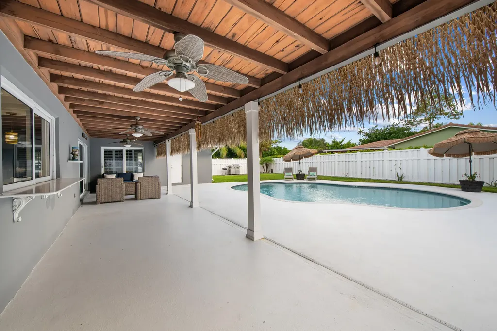 8552 Shadow Wood Boulevard Coral Springs FL 33071