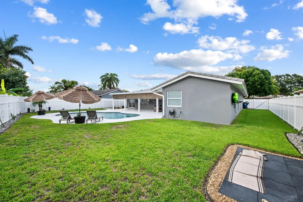 8552 Shadow Wood Boulevard Coral Springs FL 33071