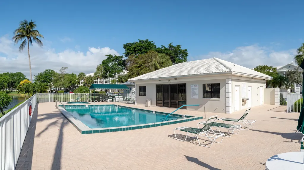 6097 Balboa Circle Boca Raton FL 33433