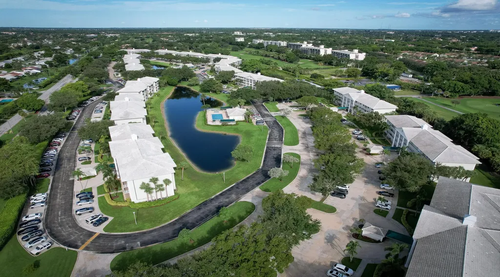 6097 Balboa Circle Boca Raton FL 33433