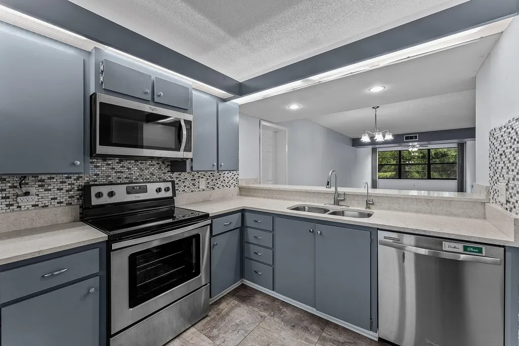 6097 Balboa Circle Boca Raton FL 33433