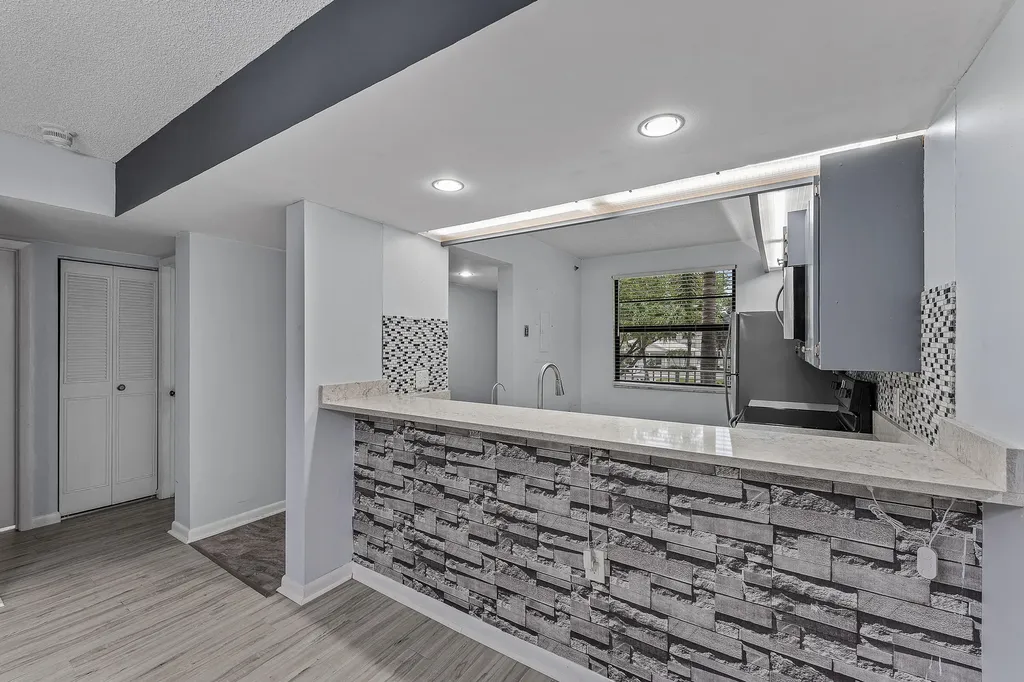 6097 Balboa Circle Boca Raton FL 33433