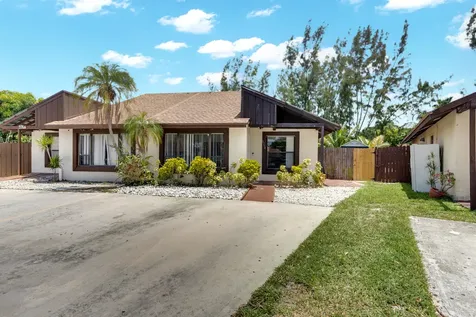 3768 Mil Lake Court Greenacres FL 33463