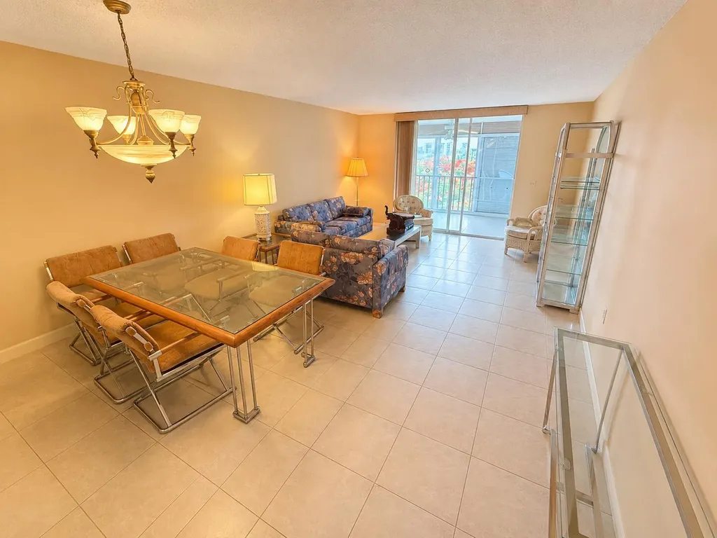14701 Cumberland Drive Delray Beach FL 33446